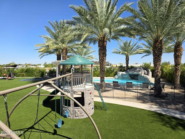 17718 E SAN CARLOS Way, Gilbert, AZ 85298