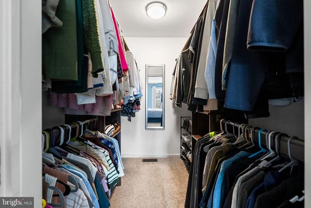 120 FOX HUNT DR, Franconia, PA 18924