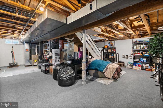 120 FOX HUNT DR, Franconia, PA 18924