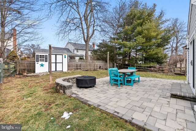 120 FOX HUNT DR, Franconia, PA 18924