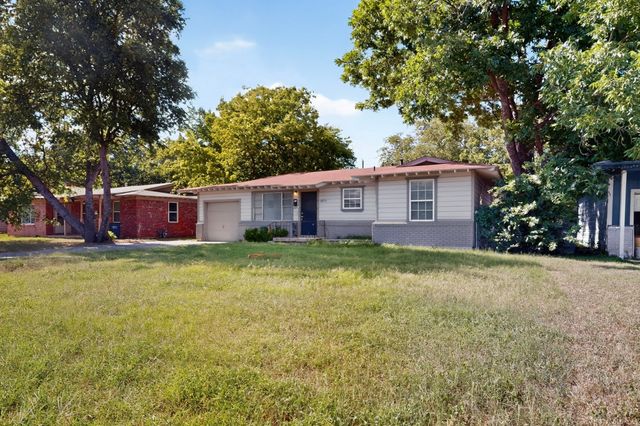 5573 Burton Avenue, Fort Worth, TX 76119