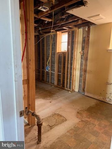 1911 BRUNSWICK AVE, Trenton, NJ 08648