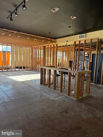 1911 BRUNSWICK AVE, Trenton, NJ 08648