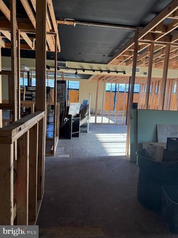 1911 BRUNSWICK AVE, Trenton, NJ 08648