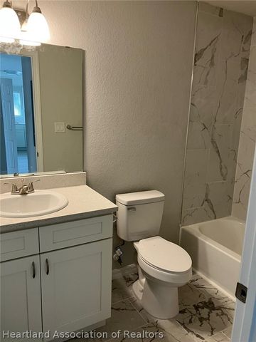 363 Poinsettia Avenue, Sebring, FL 33870