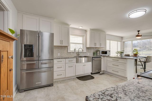 845 Highway 44, Bristol, TN 37620