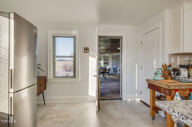 845 Highway 44, Bristol, TN 37620