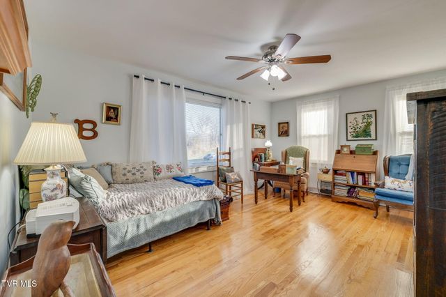 845 Highway 44, Bristol, TN 37620