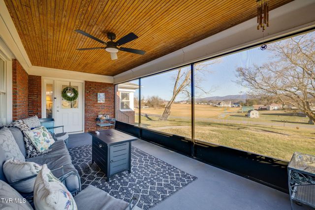 845 Highway 44, Bristol, TN 37620