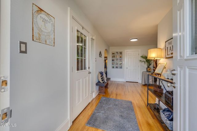 845 Highway 44, Bristol, TN 37620