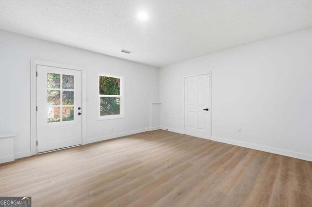 4661 Calleigh Way, Snellville, GA 30039
