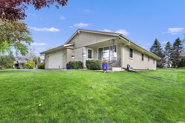 18115 Bolter LANE, Brookfield, WI 53045
