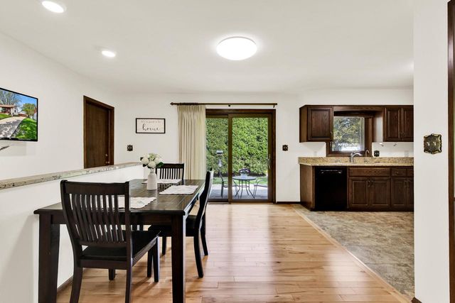18115 Bolter LANE, Brookfield, WI 53045