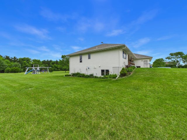 1572 47th Street SE, Saint Cloud, MN 56304