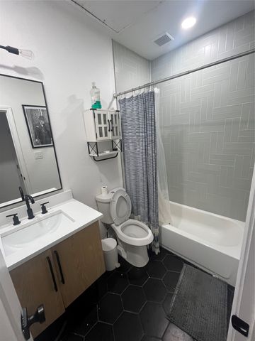 6081 Milton Street 241, Dallas, TX 75206