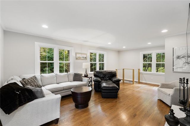 6555 Wright NE Road, Sandy Springs, GA 30328