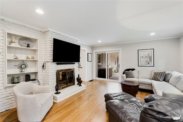 6555 Wright NE Road, Sandy Springs, GA 30328