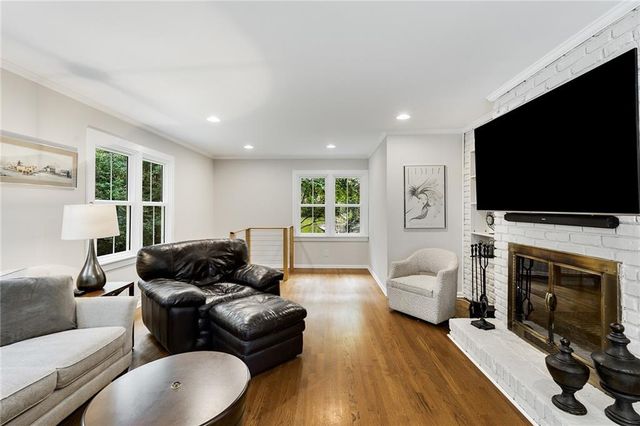 6555 Wright NE Road, Sandy Springs, GA 30328