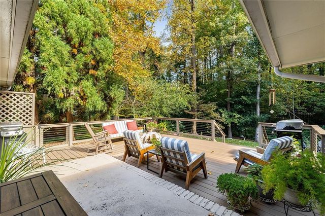 6555 Wright NE Road, Sandy Springs, GA 30328