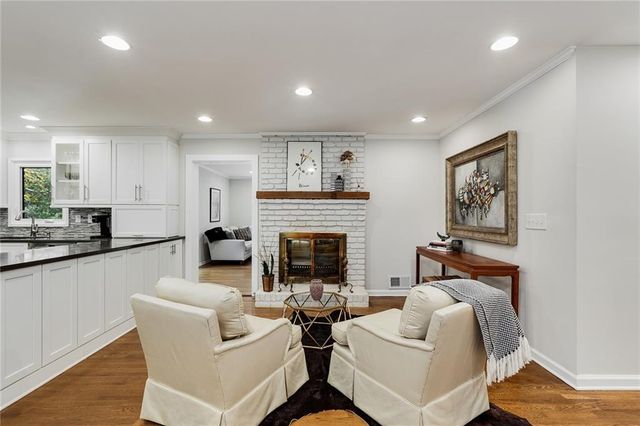 6555 Wright NE Road, Sandy Springs, GA 30328