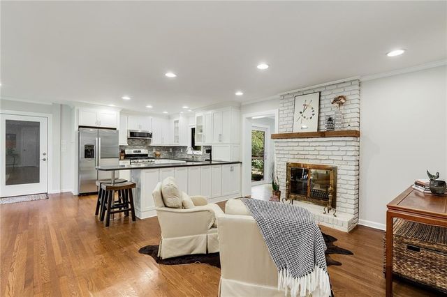 6555 Wright NE Road, Sandy Springs, GA 30328