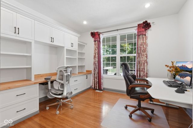 6523 Paddle Drive, Carmel, IN 46033