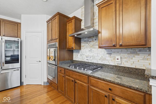 6523 Paddle Drive, Carmel, IN 46033