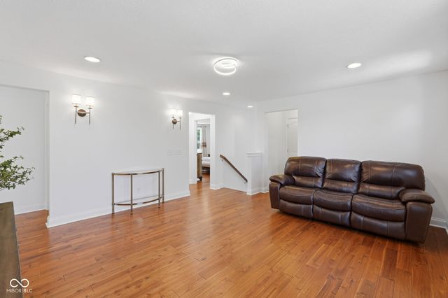 6523 Paddle Drive, Carmel, IN 46033