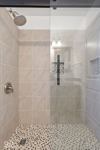 6523 Paddle Drive, Carmel, IN 46033