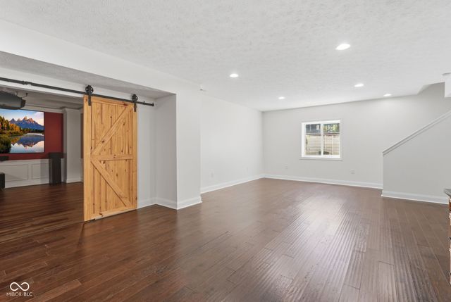 6523 Paddle Drive, Carmel, IN 46033