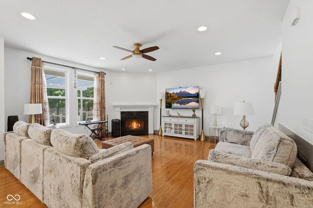6523 Paddle Drive, Carmel, IN 46033