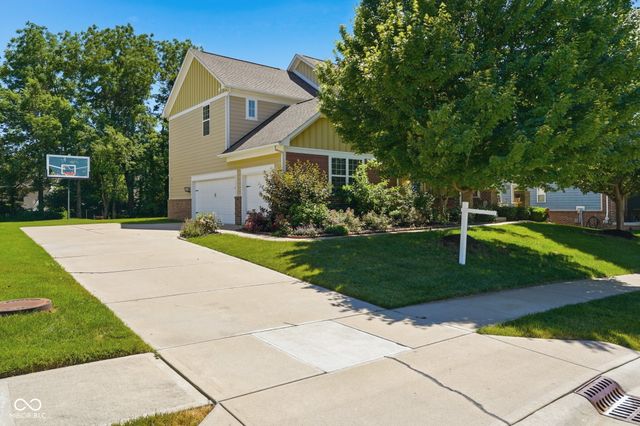 6523 Paddle Drive, Carmel, IN 46033