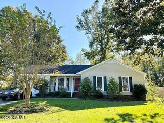 1054 Pine Drive, Winterville, NC 28590
