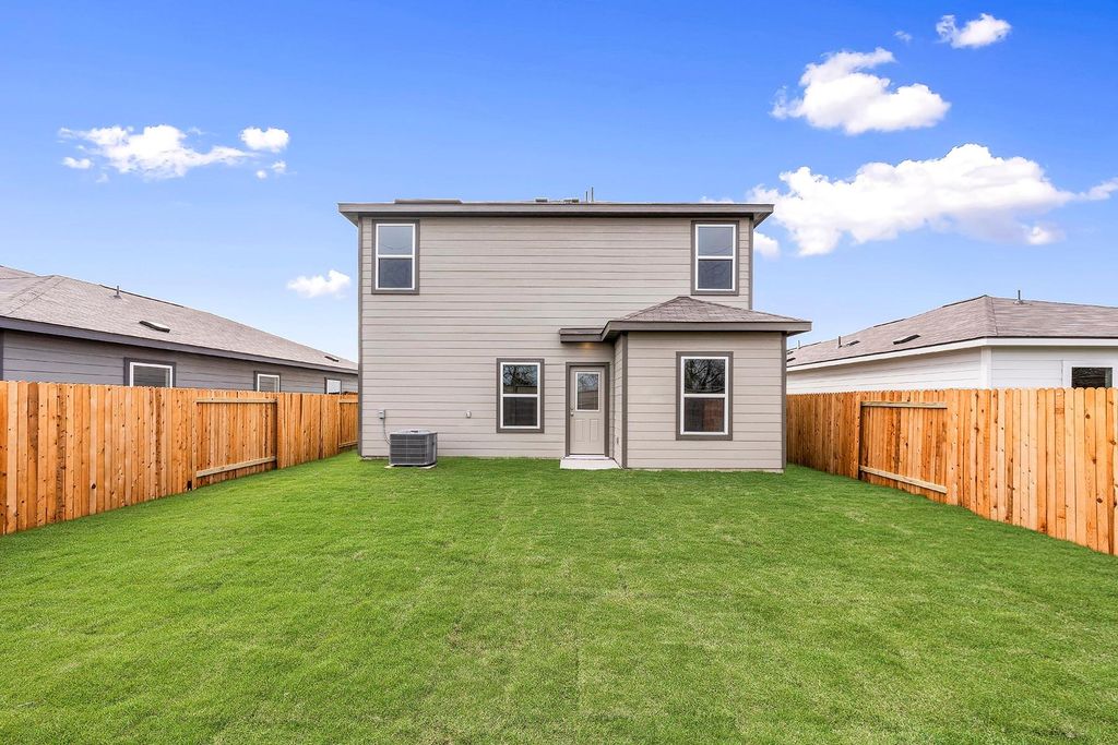 18300 Stellers Sea ST, Elgin, TX 78621