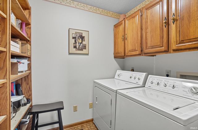 5717 Bayside Drive, Fort Wayne, IN 46815