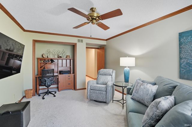 5717 Bayside Drive, Fort Wayne, IN 46815