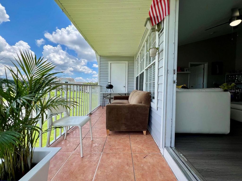 Image 2 of property listing at 1213 BERMUDA LAKES LANE 208, Kissimmee, FL 34741