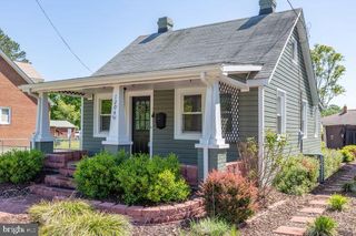 1204 RAILROAD AVE, Fredericksburg, VA 22401