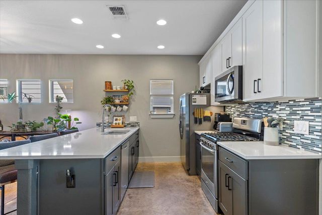 3014 Neal ST, Austin, TX 78702