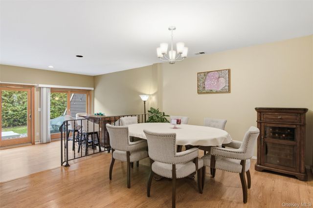 54 Southgate Circle, Massapequa Park, NY 11762