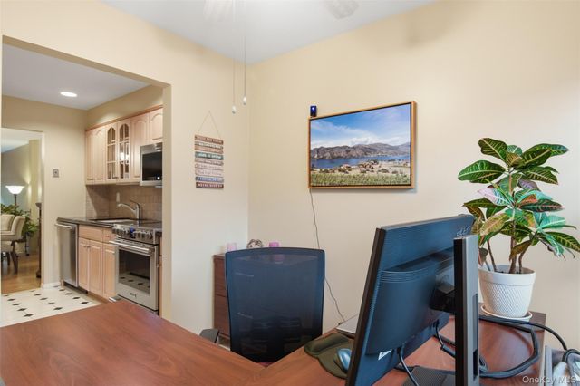 54 Southgate Circle, Massapequa Park, NY 11762