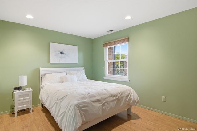 54 Southgate Circle, Massapequa Park, NY 11762