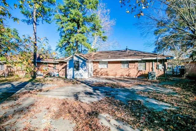 10201 Homestead Road, Houston, TX 77016