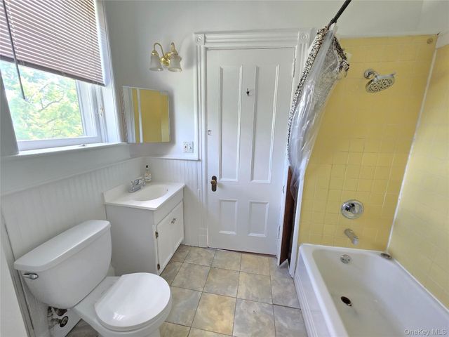 514 Grand Avenue 2E, Newburgh, NY 12550