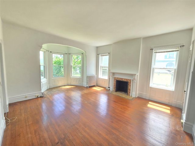 514 Grand Avenue 2E, Newburgh, NY 12550