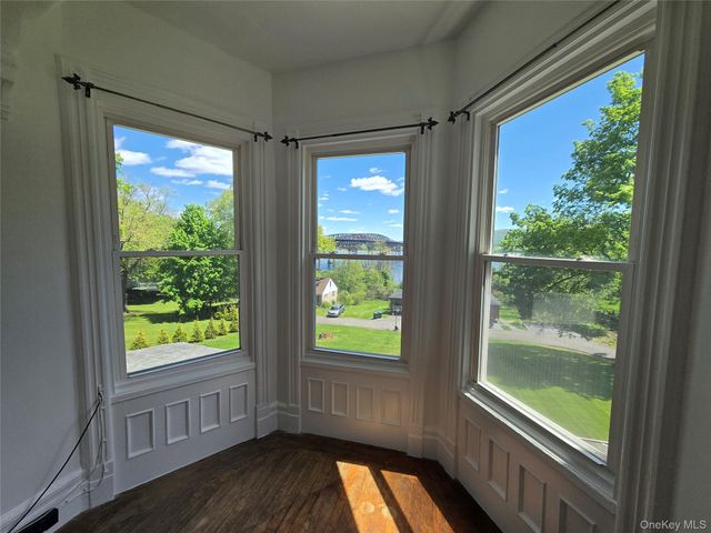 514 Grand Avenue 2E, Newburgh, NY 12550
