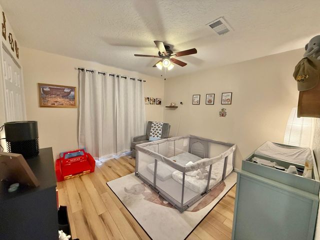 3160 Galewood Lane, Port Neches, TX 77651