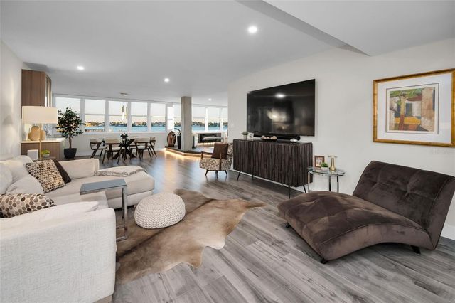 5130 BRITTANY DRIVE S 101, St Petersburg, FL 33715