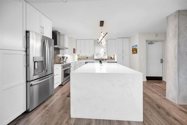 5130 BRITTANY DRIVE S 101, St Petersburg, FL 33715