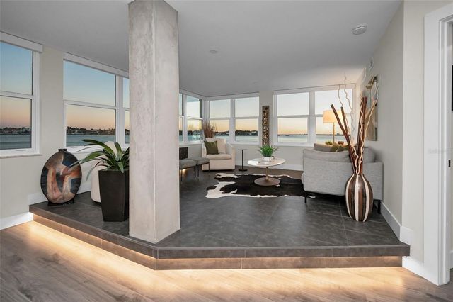 5130 BRITTANY DRIVE S 101, St Petersburg, FL 33715